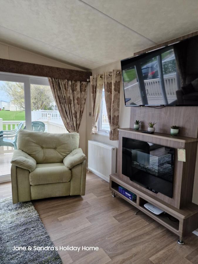 Privately Owned Stunning Caravan Seawick Holiday Park St Osyth Jaywick Sands Bagian luar foto